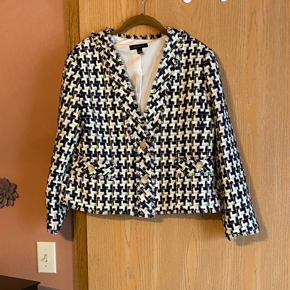 Ann Taylor cropped jacket, size 12 NWT